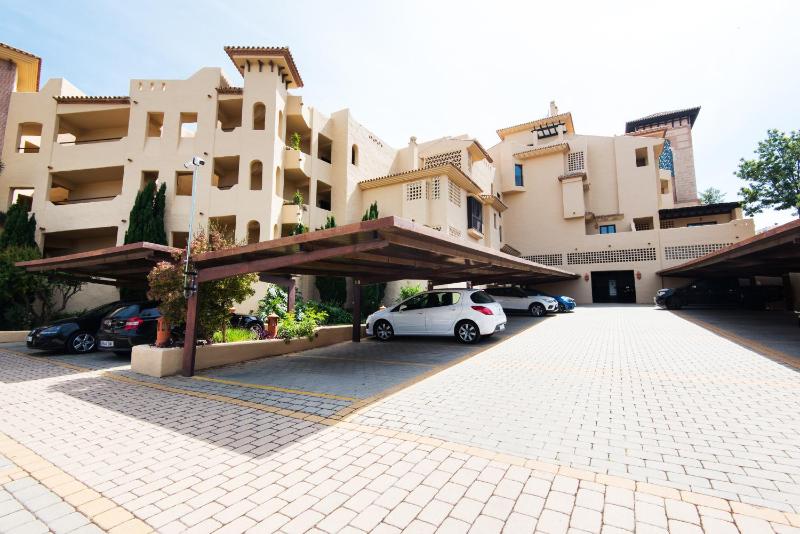 ALQUIBLA Sea views swimming pool and parking - image 21