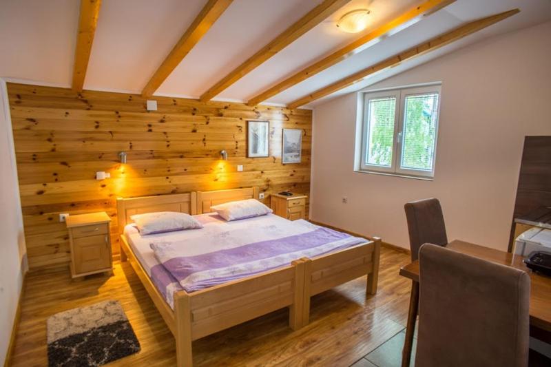 Studio Apartment image 3