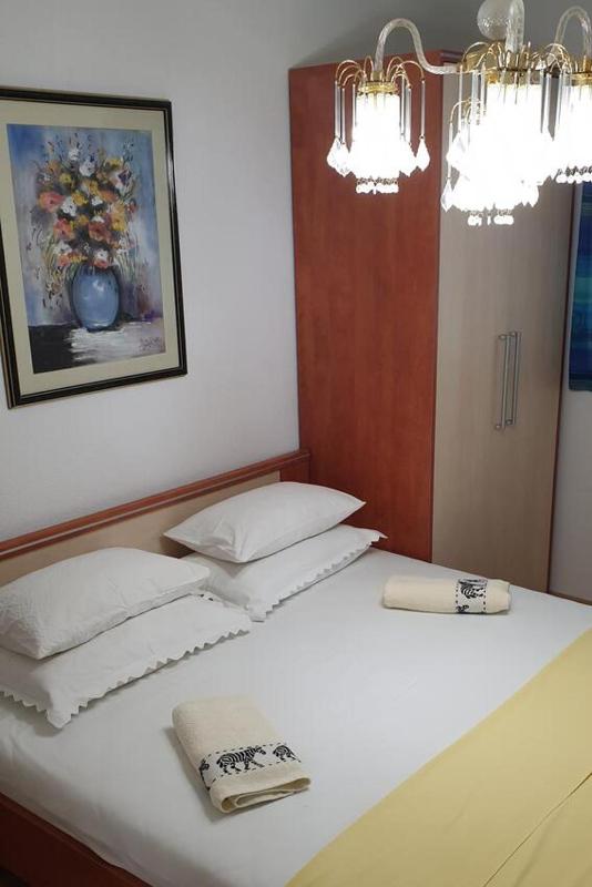 Two-Bedroom Apartment with Terrace and Sea View image 3