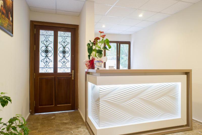 Budget Triple Room image 4