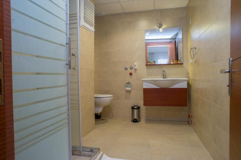 Budget Triple Room image 2