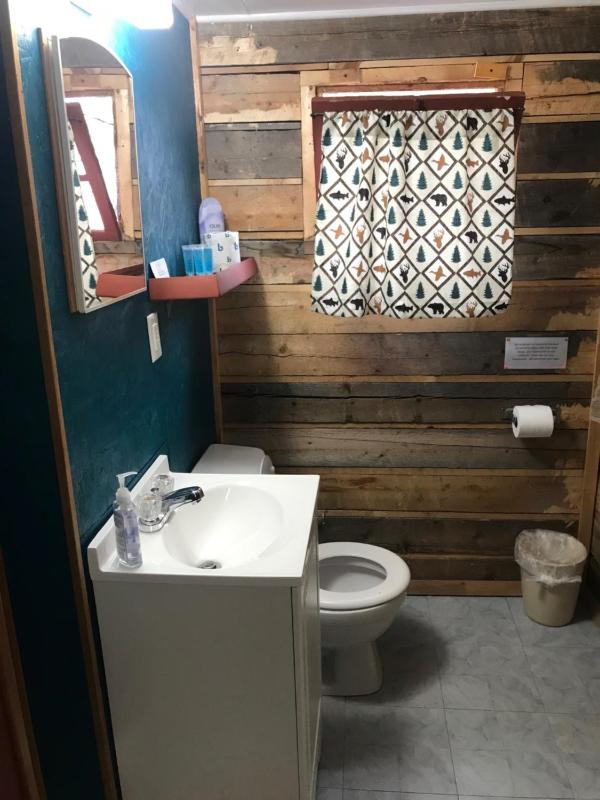 Double Room with Mountain View image 4