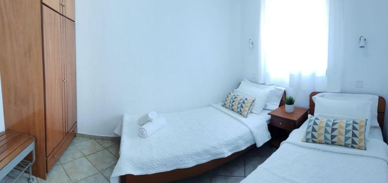 Apartment (4 Adults) image 3