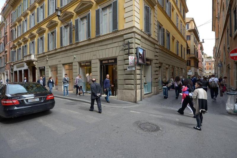 Belsiana - Elegant apartment in an Exclusive Location - image 12