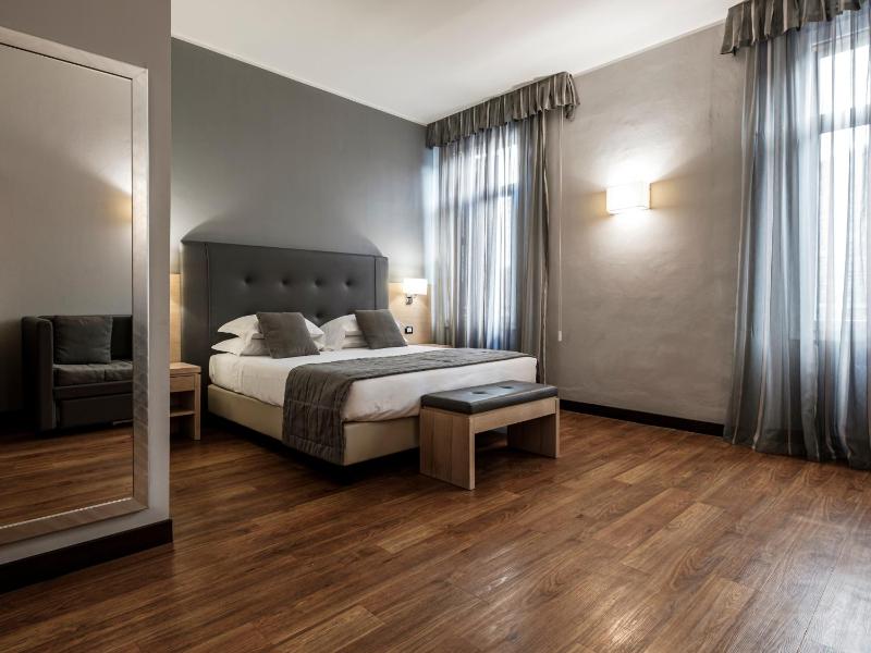Junior Suite image 1