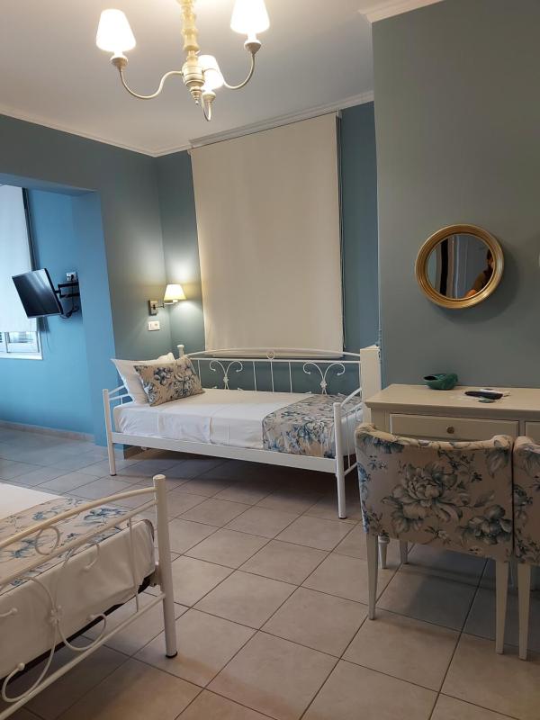 Family Room with Sea View image 4