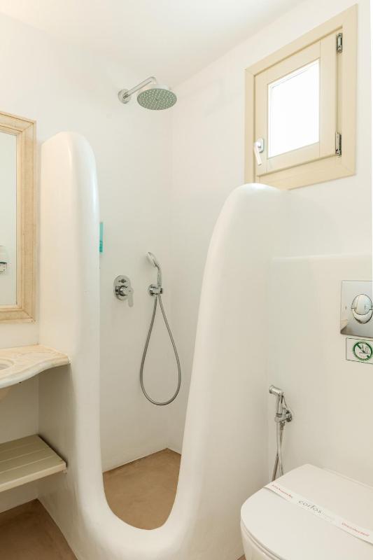 Classic Double or Twin Room with Private Deck image 1
