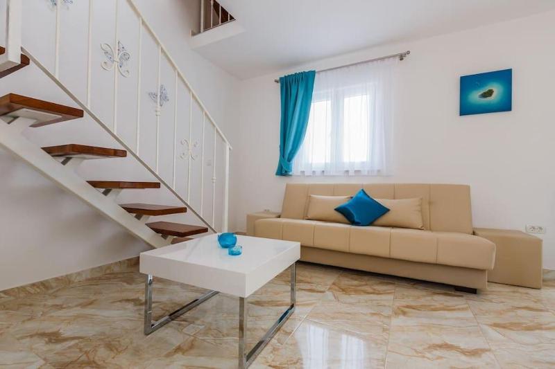 Three-Bedroom Villa with Sea View image 3
