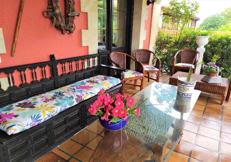 Superior Double or Twin Room with Garden View image 4