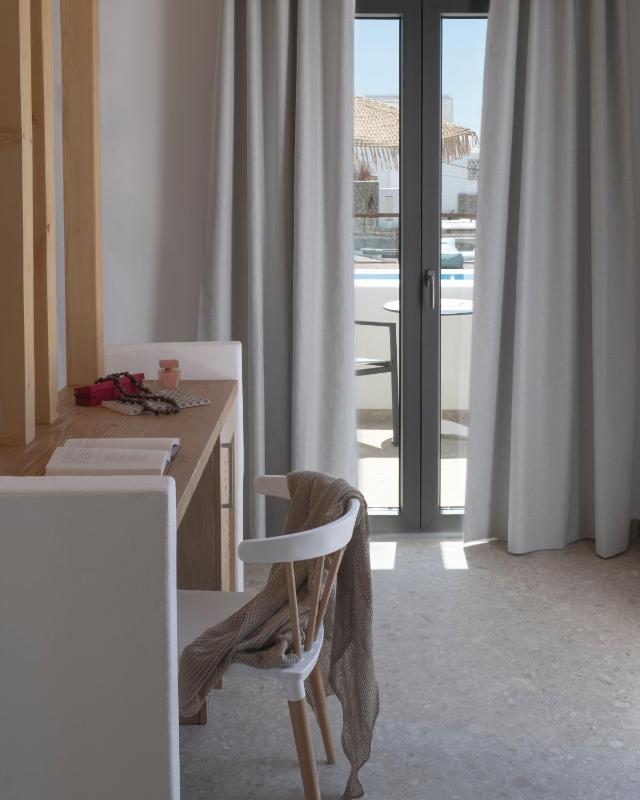 Divine Double Sea/Pool View image 3