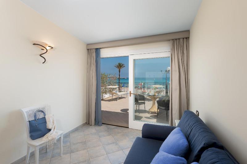 Hotel Riviera - image 12