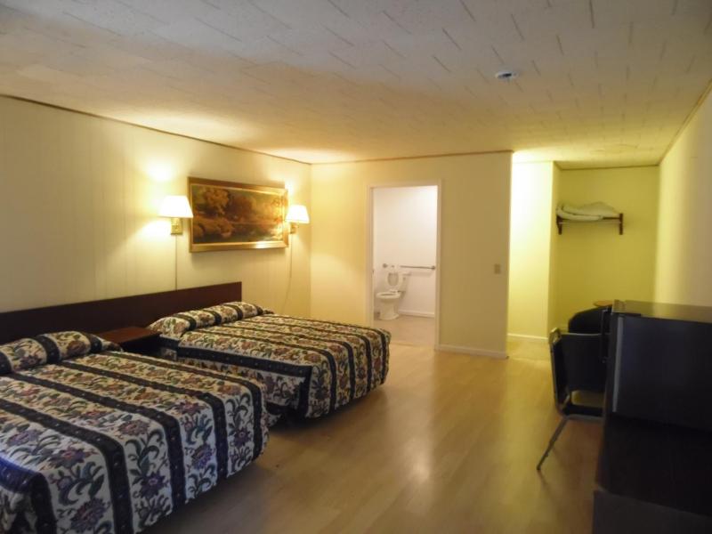 Double Room - Disability Access image 3