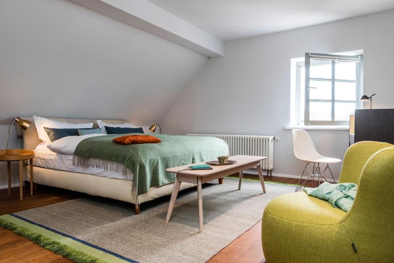 Suite image 3