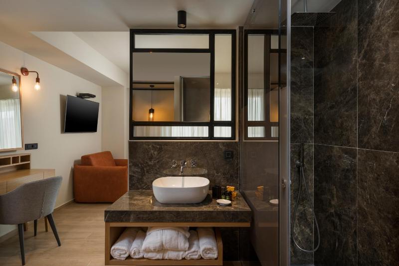 Hyperion City Hotel & Spa - image 42