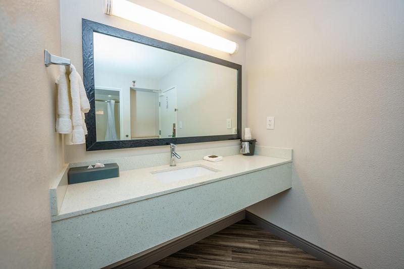 Two-Room King Suite - Non-Smoking image 2