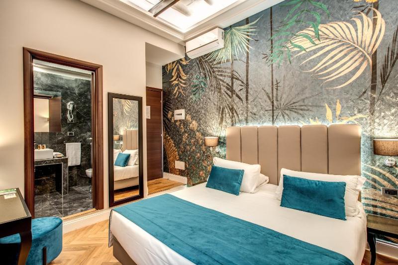 Double or Twin Room image 3