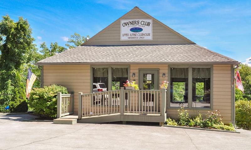 Creekside Manor cabin - image 3
