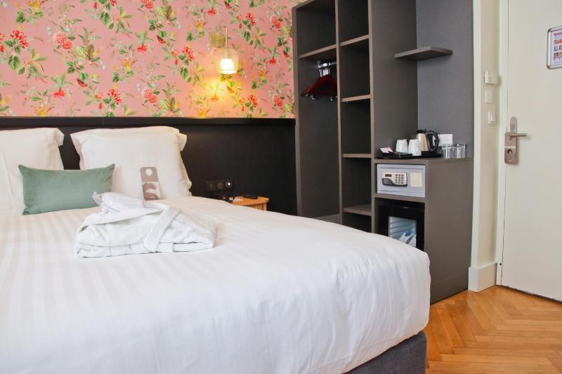 Standard Single Room image 3