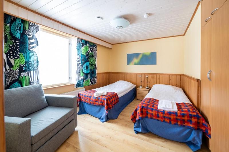 Double or Twin Room with Private Bathroom image 1