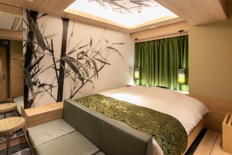 Hotel KARUTA 赤坂 - image 9