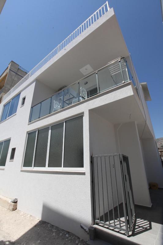 Deda Apartments - image 1
