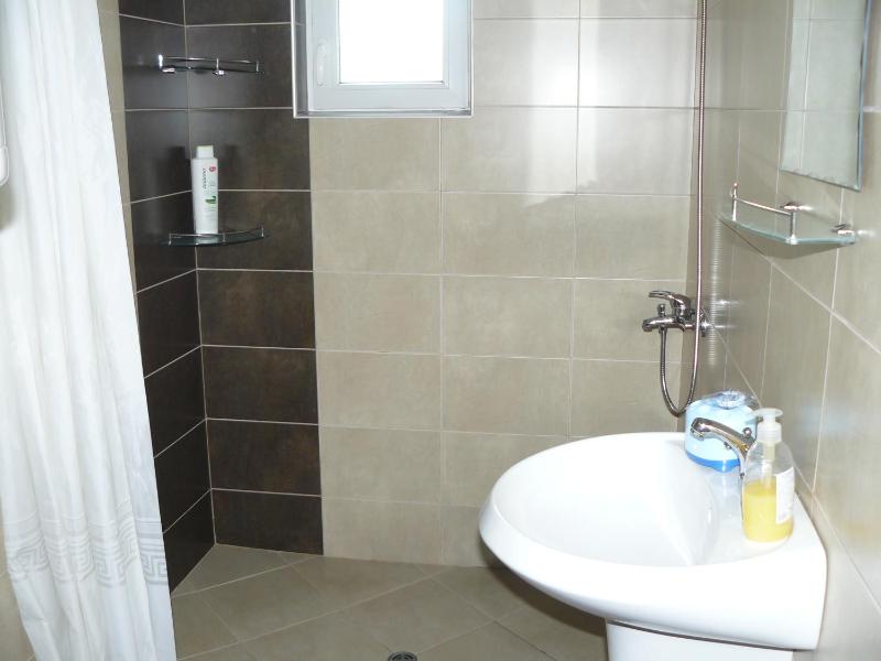 Double Room image 4