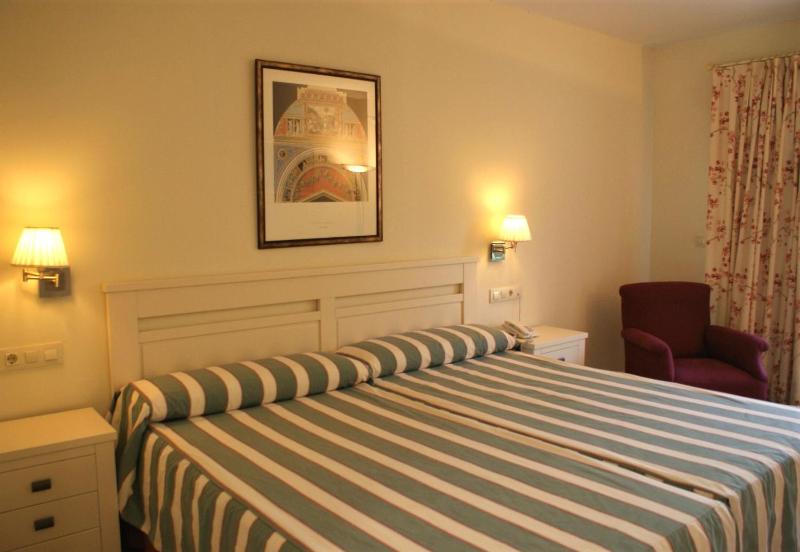 Junior Suite image 1