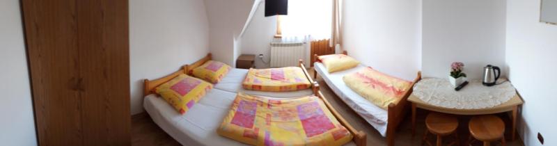 Triple Room image 3