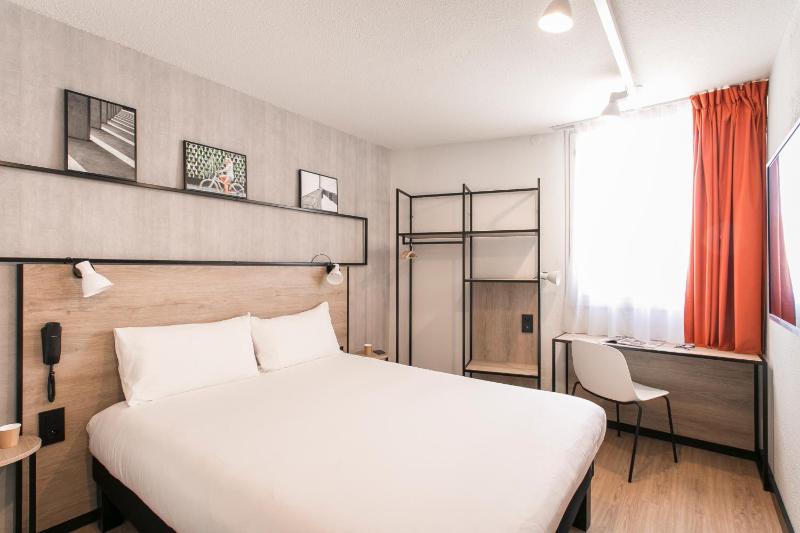 ibis Avignon Sud - image 17