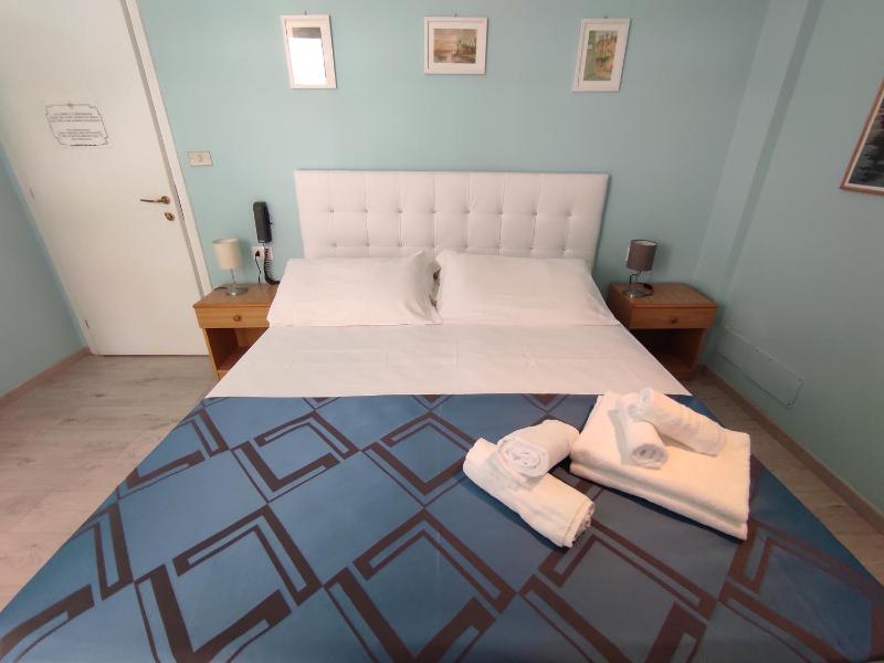 Comfort Double Room image 3