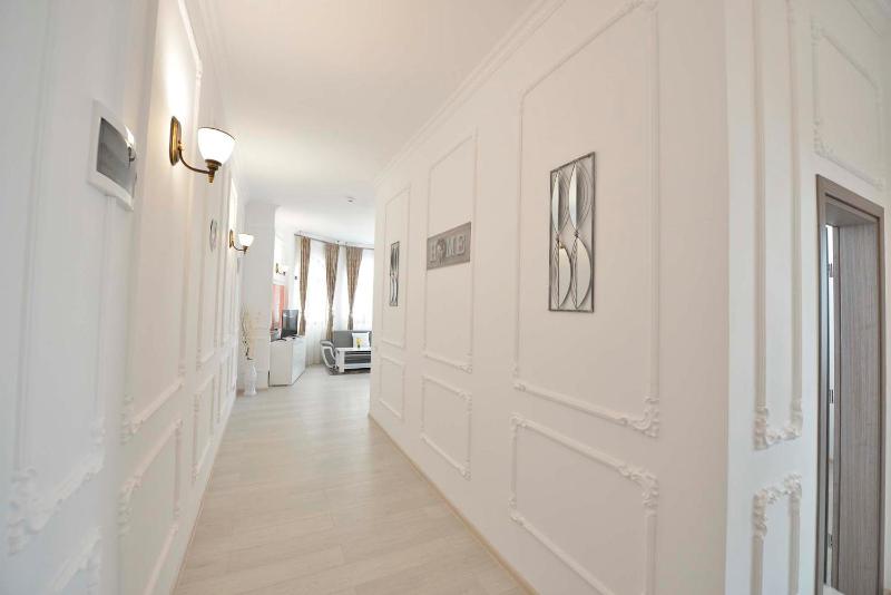 AMADEUS RESIDENCE - image 2
