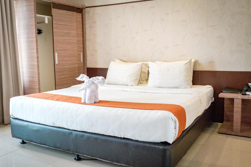 Andelir Hotel Simpang Lima Semarang - image 21