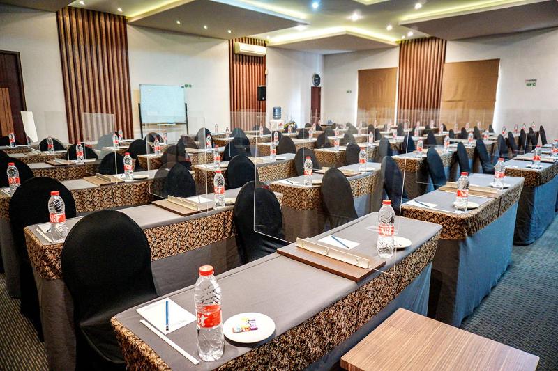 Andelir Hotel Simpang Lima Semarang - image 25