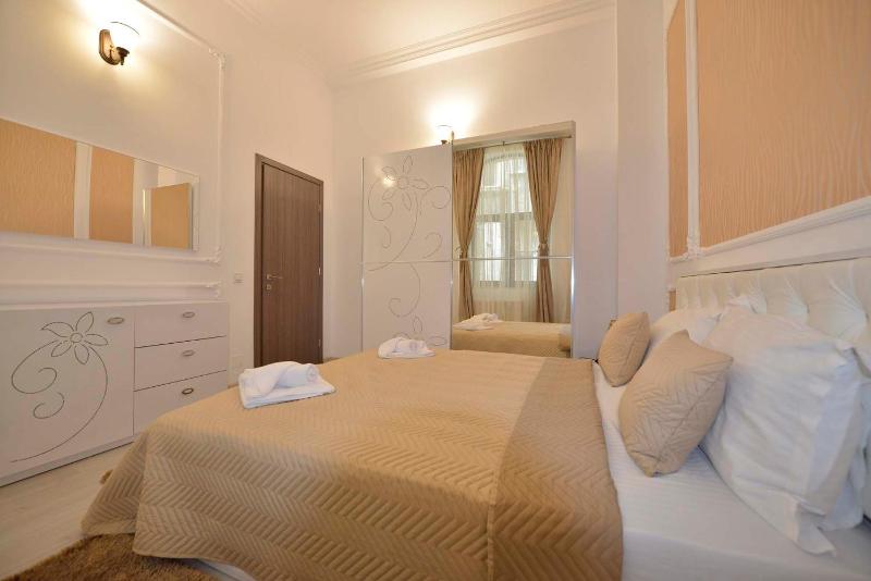 AMADEUS RESIDENCE - image 13