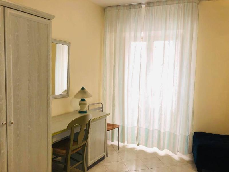 Quadruple Room with Private Bathroom image 4