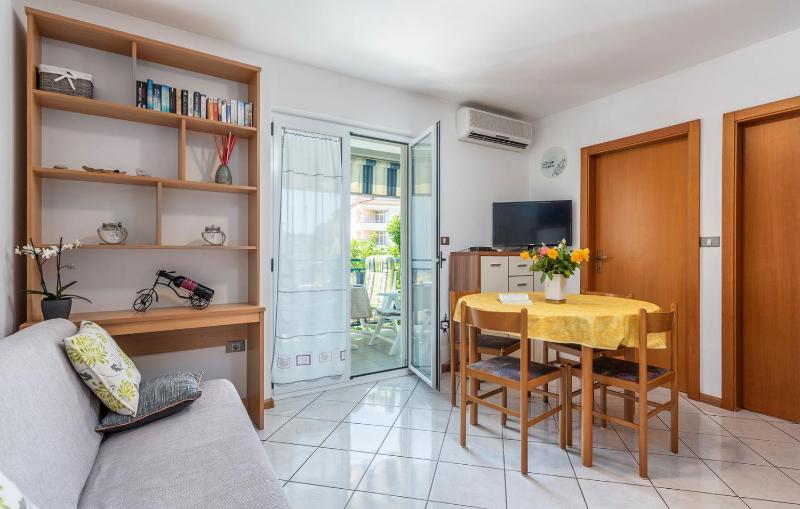 Apartment Batana - image 12