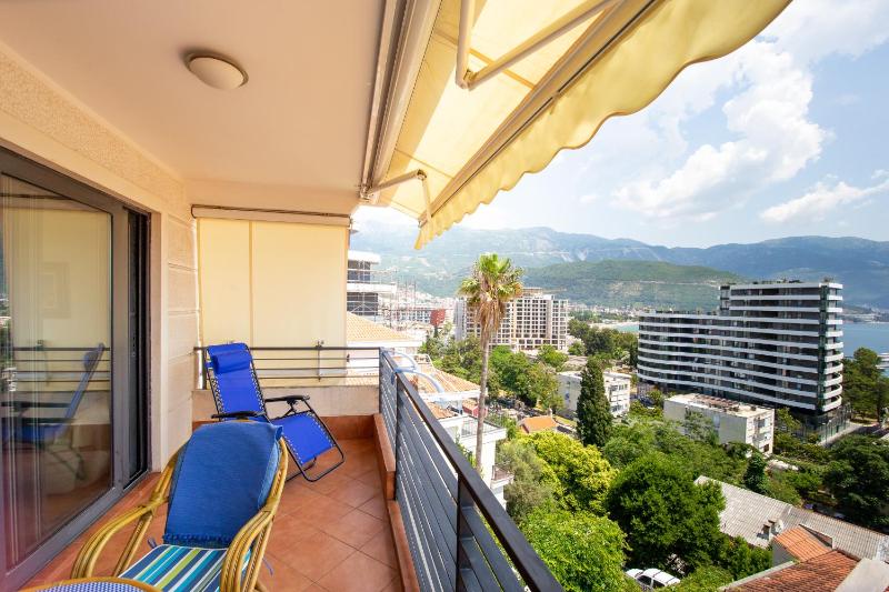 Apartment with Sea View image 4