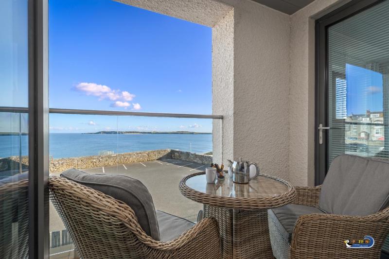 Apartment 8 Waterstone House - Luxury Apartment Sea Views Pet Friendly - image 12