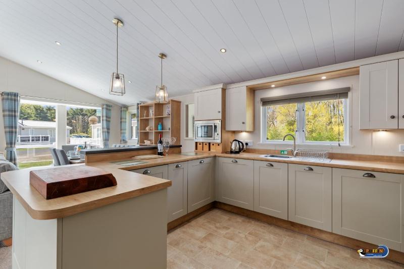 St Mary's View - Luxury Lodge Short Walk to Beach Parking - image 19
