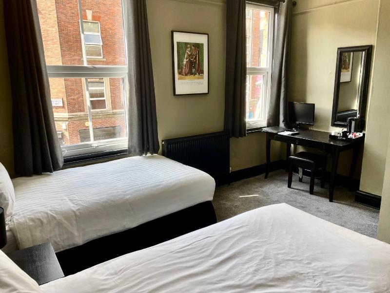 The Wrens Hotel - image 11