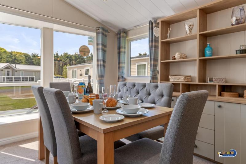 St Mary's View - Luxury Lodge Short Walk to Beach Parking - image 14