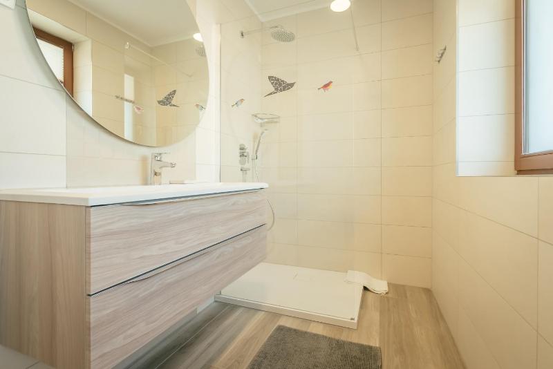 Apartment with Balcony image 3