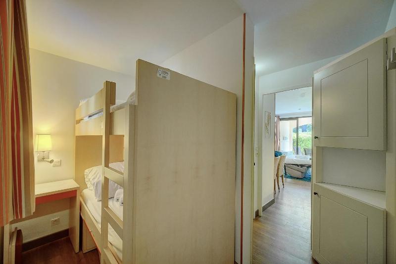 Upstays - 2 Rooms - Renovated - Pool - A C - image 7