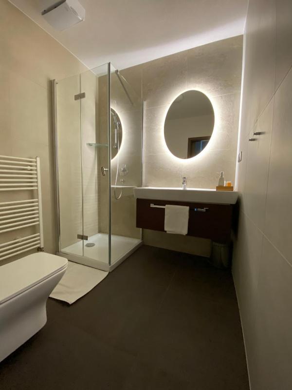 Deluxe Double Room with Balcony image 1