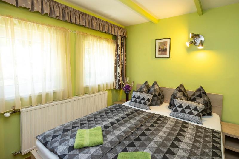 Triple Room image 3
