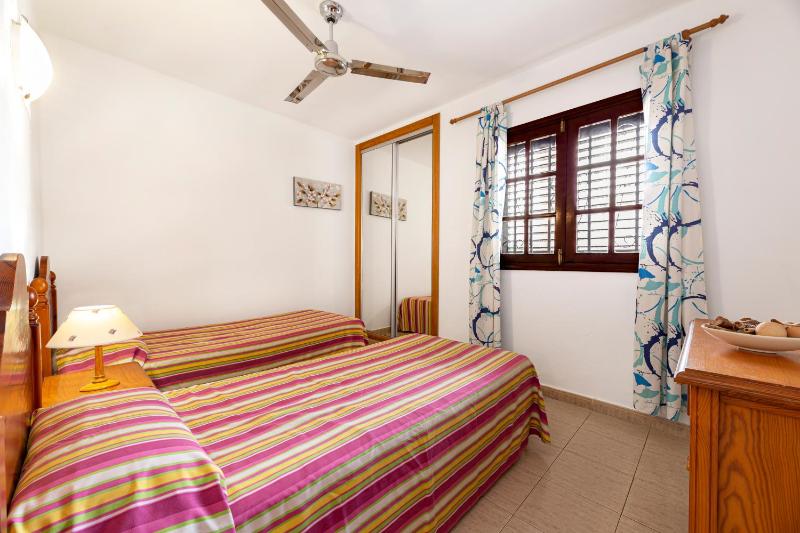 One-Bedroom Apartment with Pool View image 3
