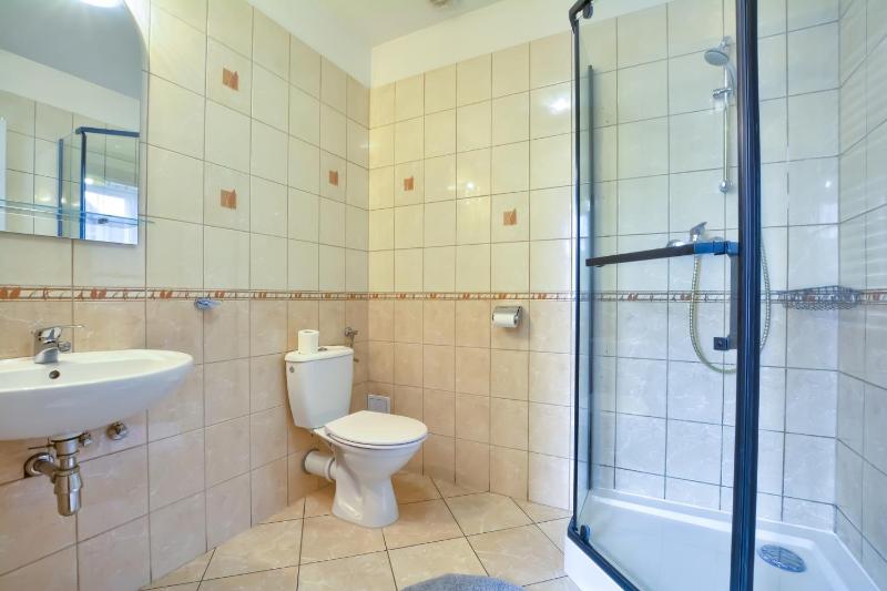 Triple Room image 2