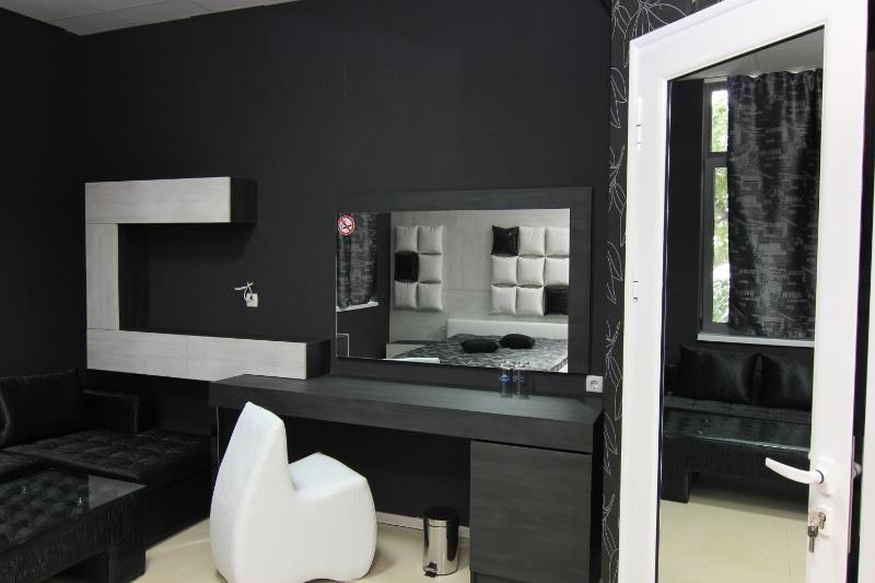 Junior Suite image 2