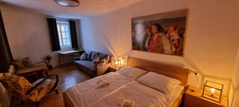 Quadruple Room with Bathroom image 2