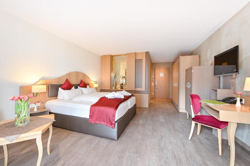 Junior Suite image 1